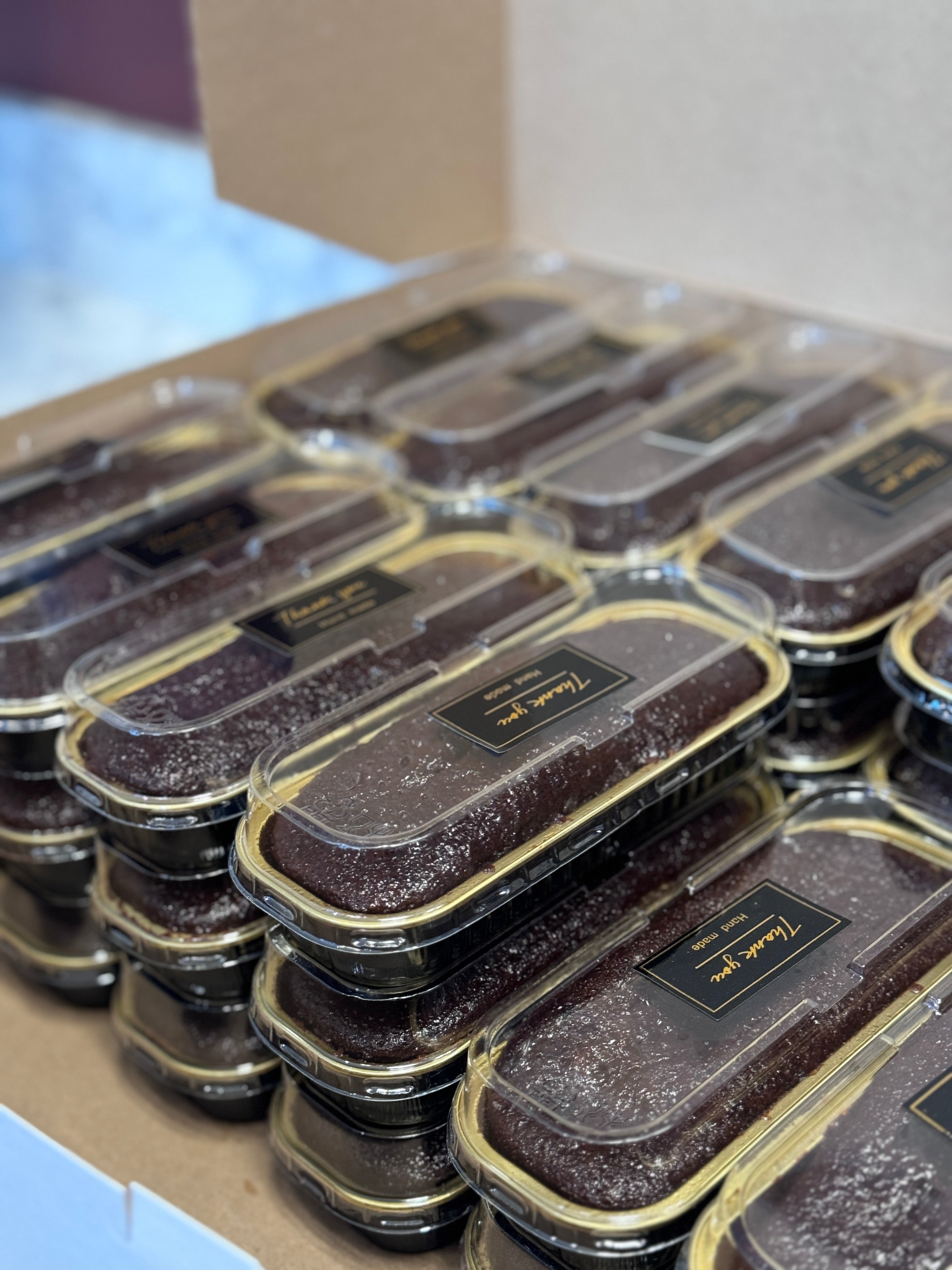 Cake Souvenir - sold per Dozen (12)